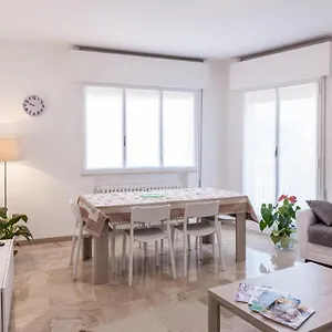  Apartament Le Barche 2 Włochy